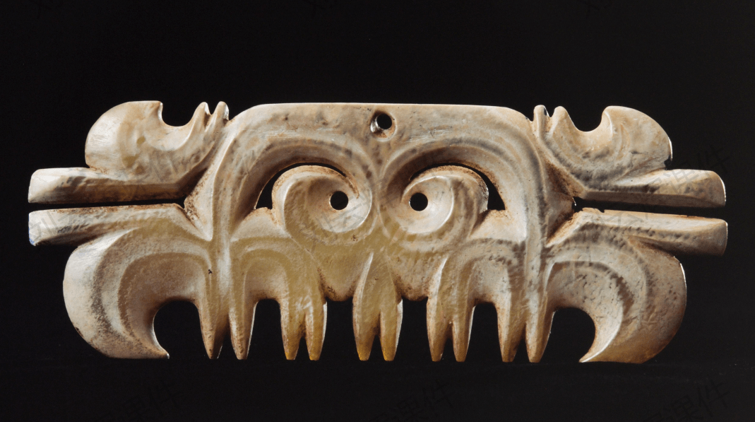 史前玉刀侧面扉棱有什么特殊含义