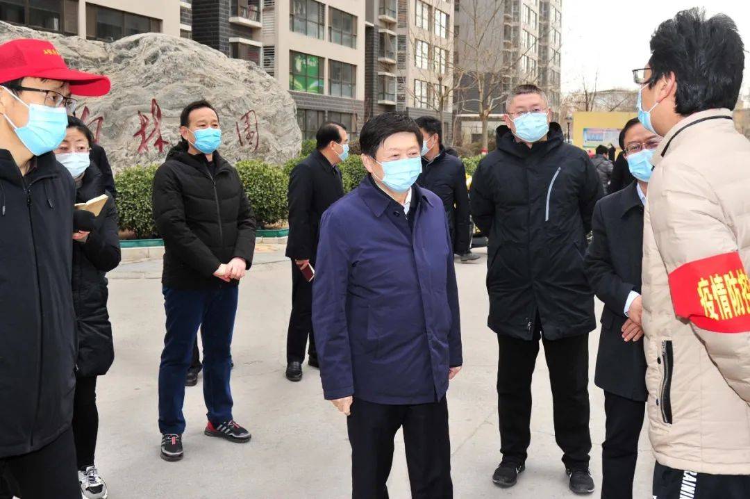 邢国辉调研检查市场稳价保供工作