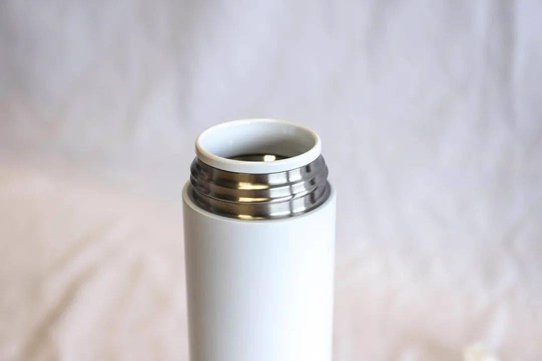 thegreenparty谁说年轻人不配用保温杯