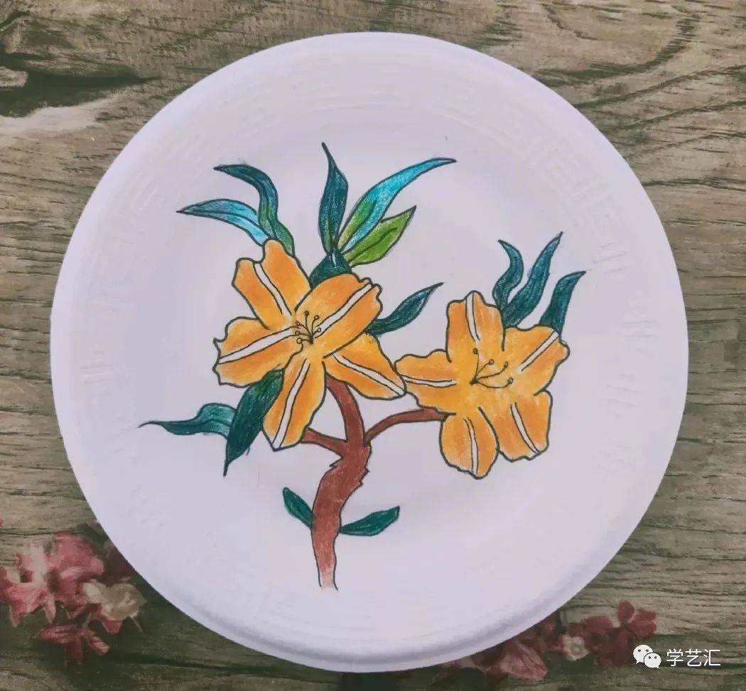 幼儿园另类手工盘子画,看完大开眼界!_孩子