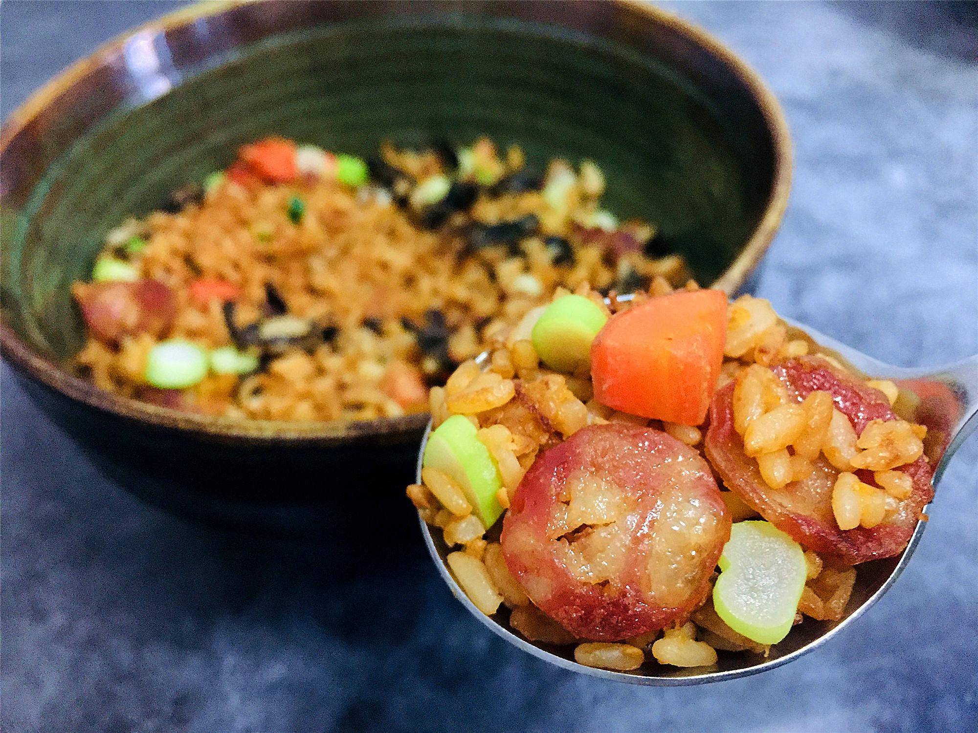 大米饭怎么炒 3c60f87279794b2289f685ab178a4892.jpeg