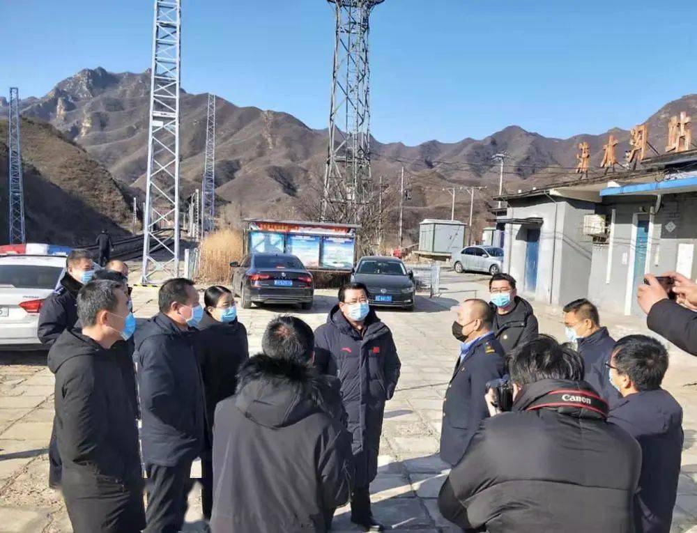 县委书记赵振清,政府县长于山,县委副书记孙立良,县委
