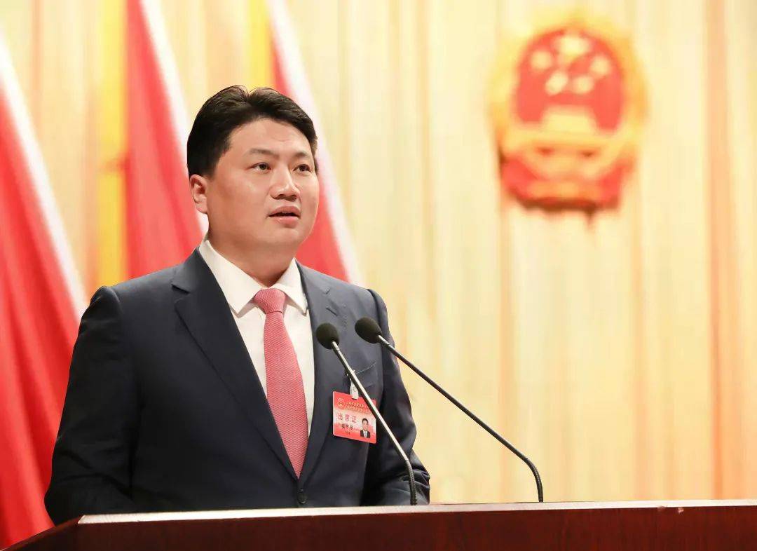 下午3时30分,罗勇伟宣布上海市普陀区第十六届人民代表大会第七次会议