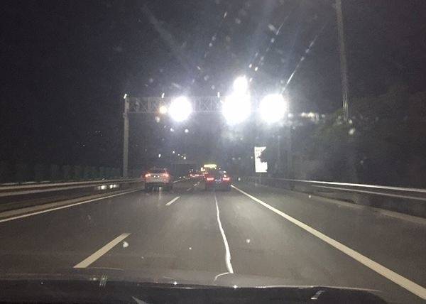 闪光灯排行_三星J2渲染图再次曝光智能闪光灯依然抢眼