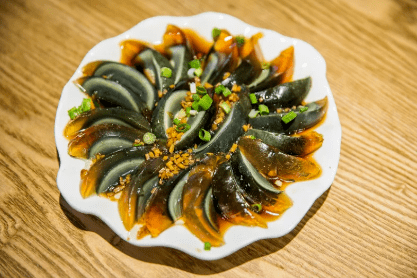 【今日广东·乡音】凉拌菜与人生