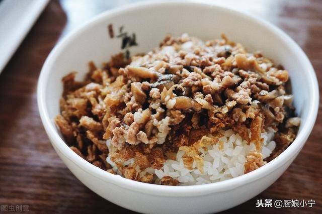 米饭是什么时候出现在餐桌上的 49b14e478629454d9bc0e7f7687d1a17.jpeg