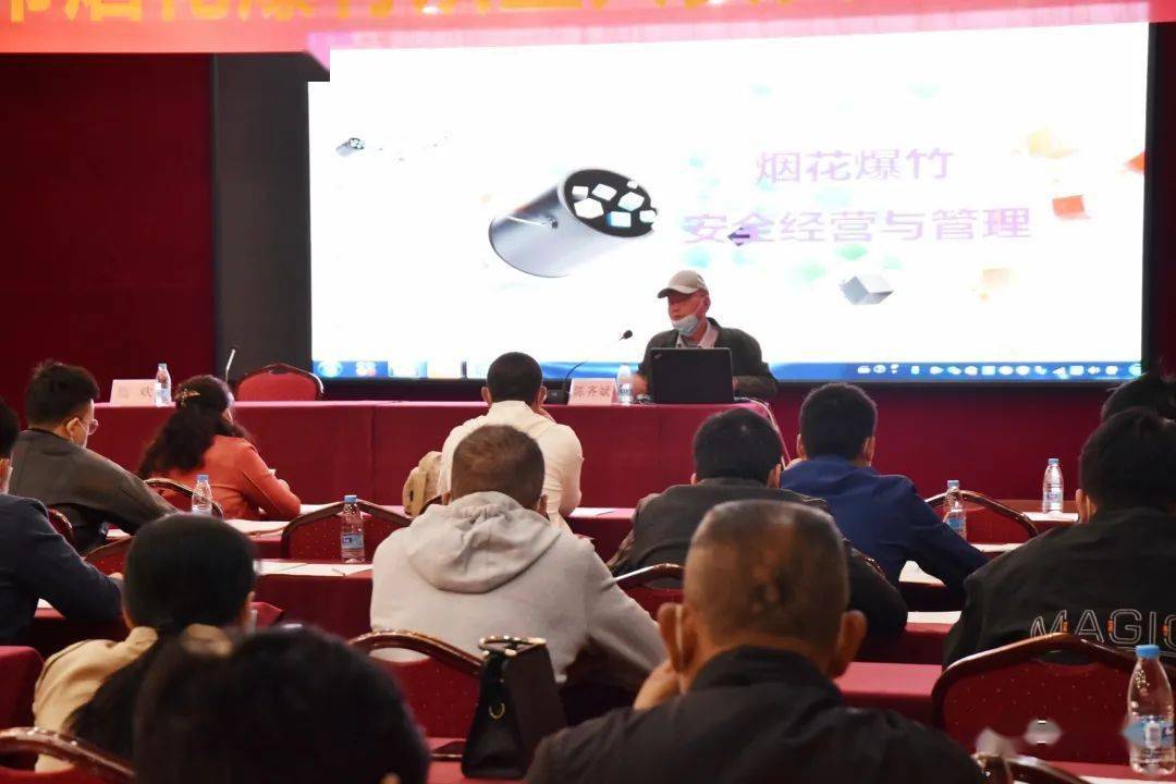 三亚人口2021年有多少_2021年三亚机场图片(2)