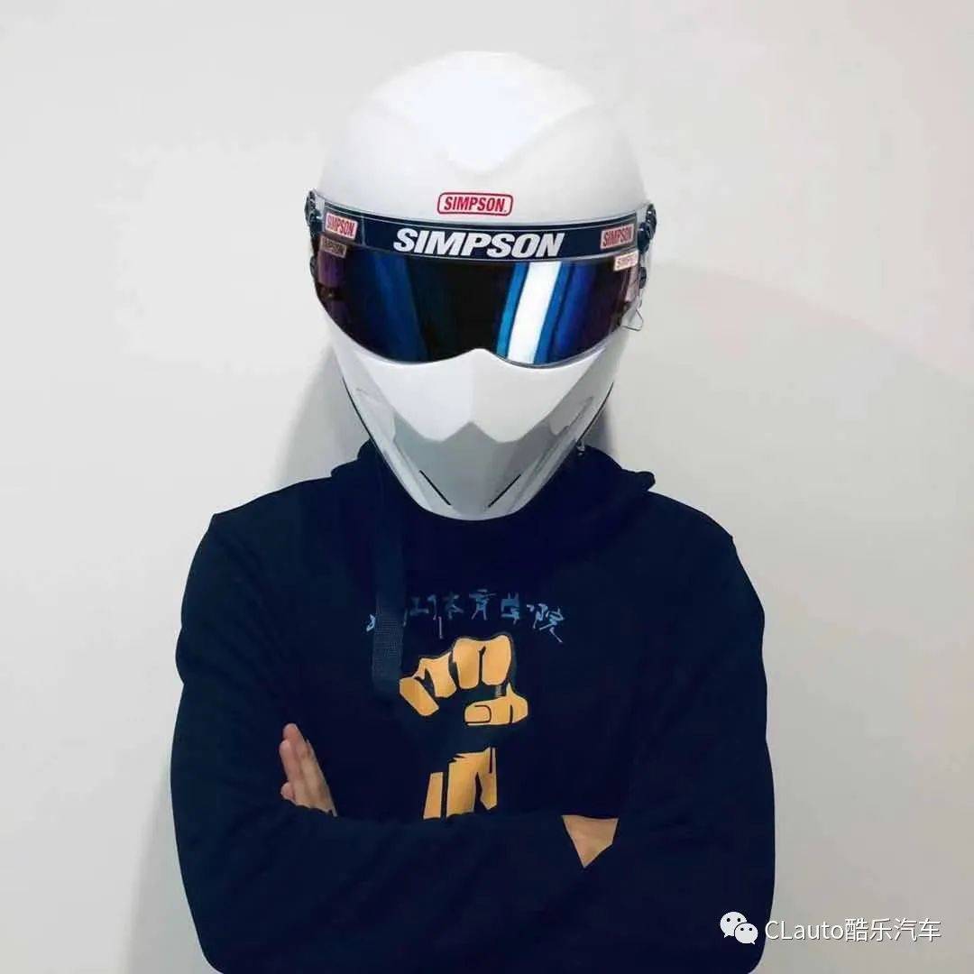即将到货个位数的simpson响尾蛇头盔新年礼物来了酷乐汽车