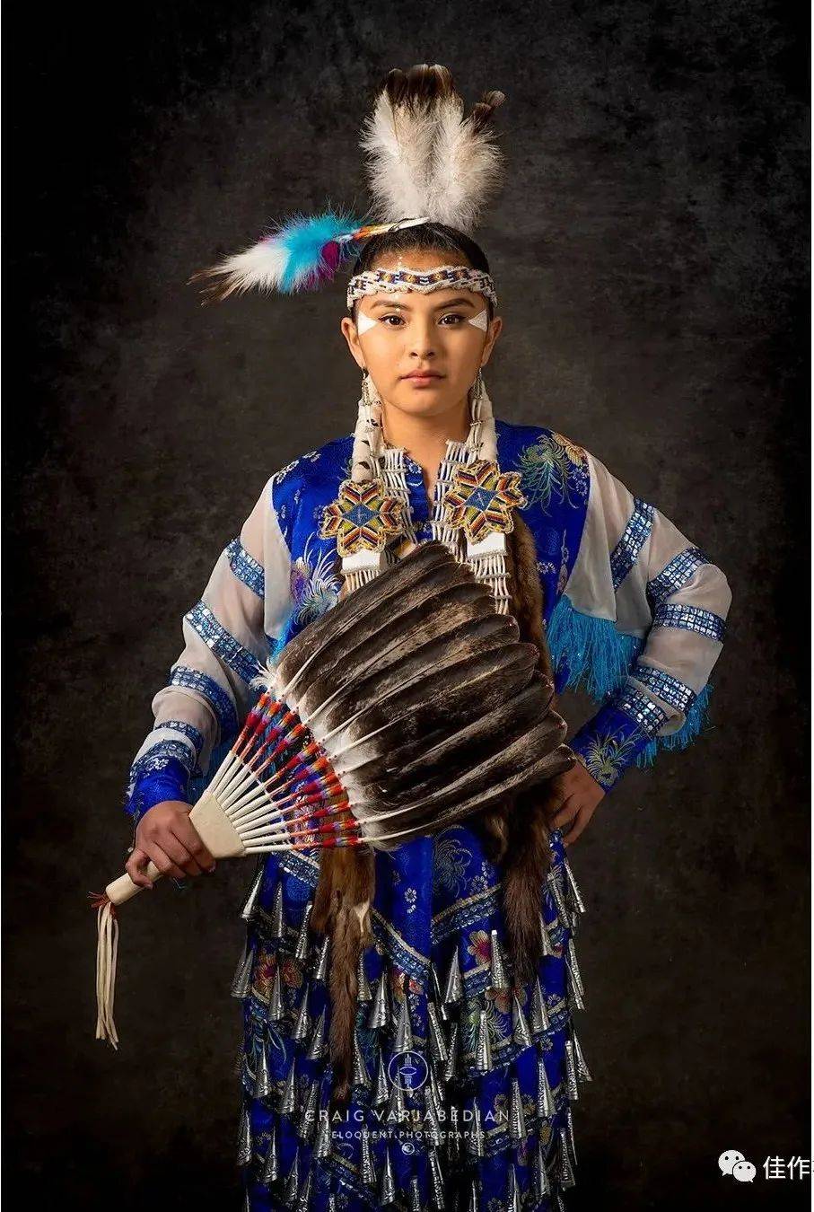 摄影师镜头下:绚丽多彩的印第安传统服饰_craig