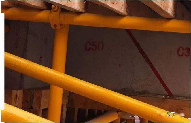 收藏好这份模板、混凝土工程施工操作要点,工程质量不发愁!