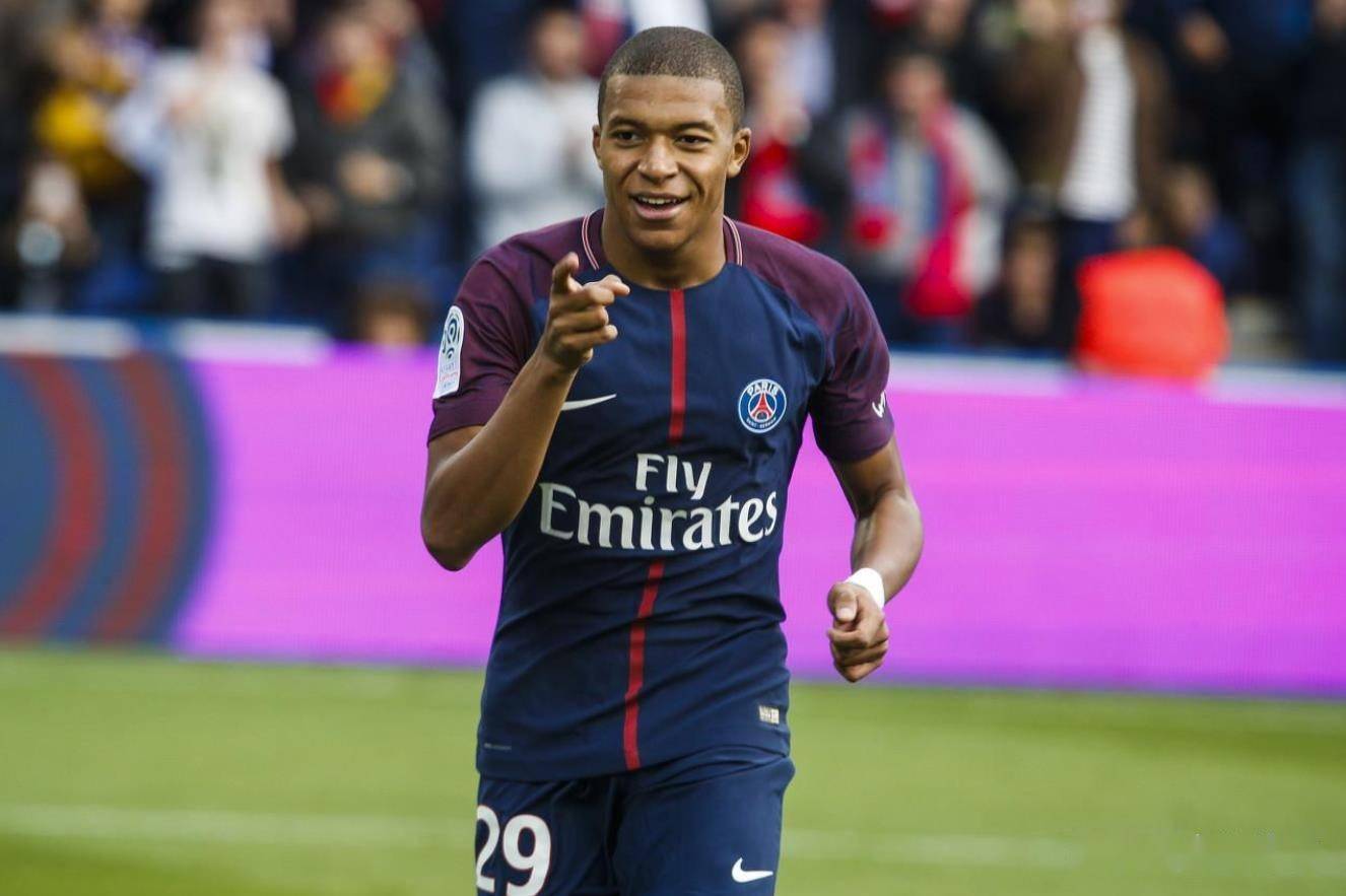 巴黎圣日耳曼姆巴佩和梅西 10c1b01a00064c78afa73f4bff2387a3.jpeg