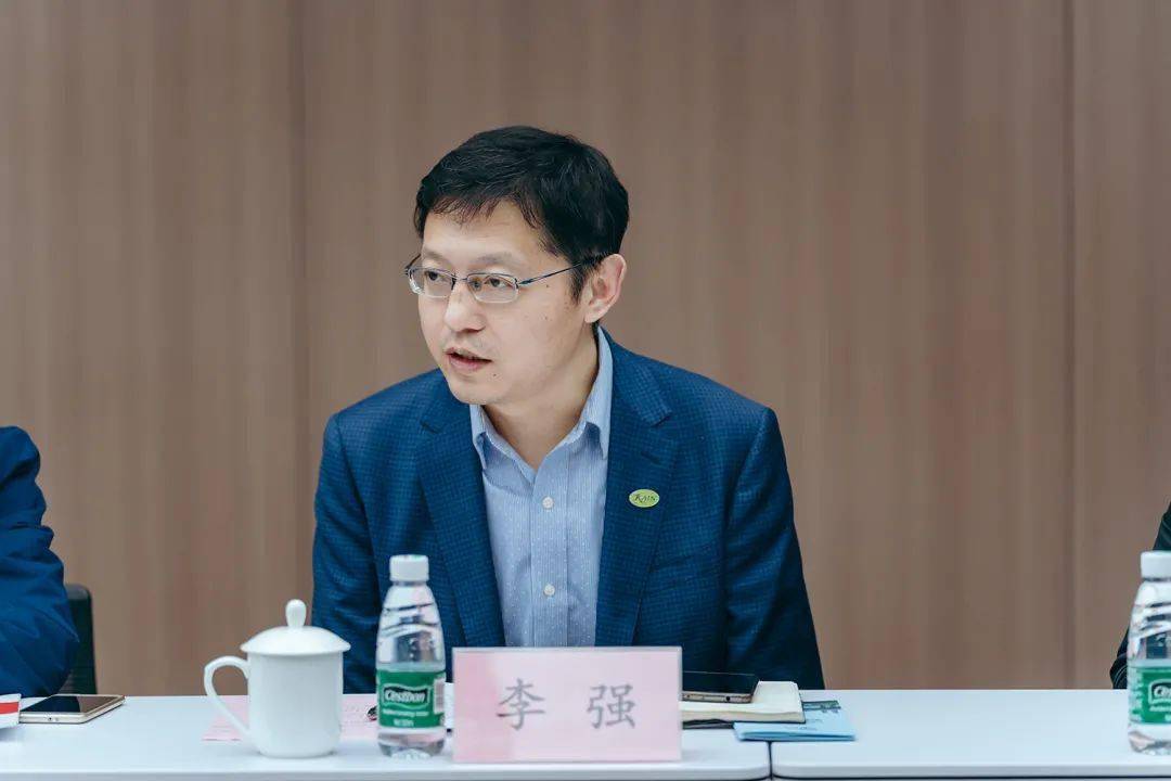 省委组织部领导来栖霞调研人才企业_洪浩