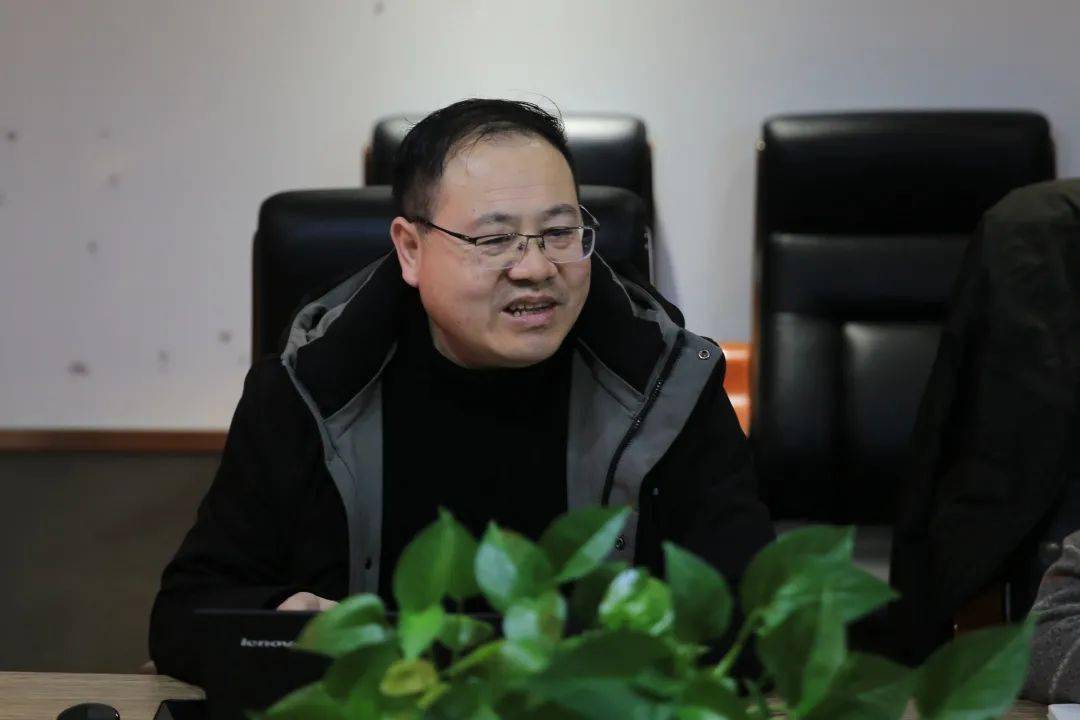 专家讲座篇特级教师,特级校长周凤林作"学校德育顶层设计的理论与实践