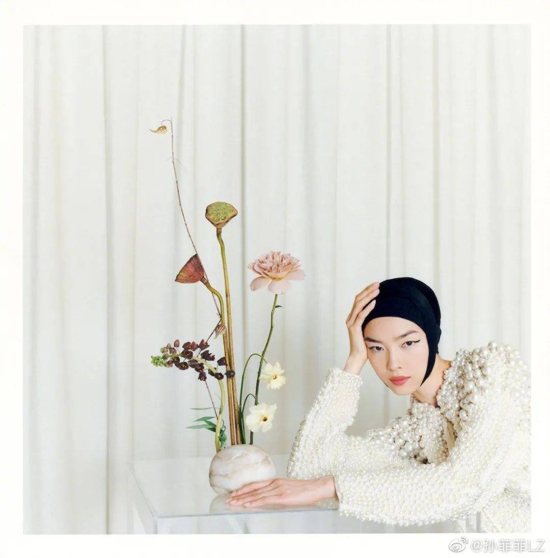 亚洲首位升仙90后超模来了常年179cm46公斤的崔素拉