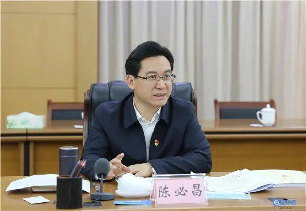 以上率下陈必昌以普通党员身份参加所在党支部组织生活会