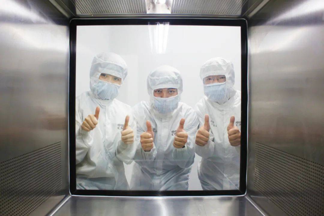 关切|中国新冠疫苗安全吗？有效吗？够用吗？最早“以身试药”的权威专家回应公众关切