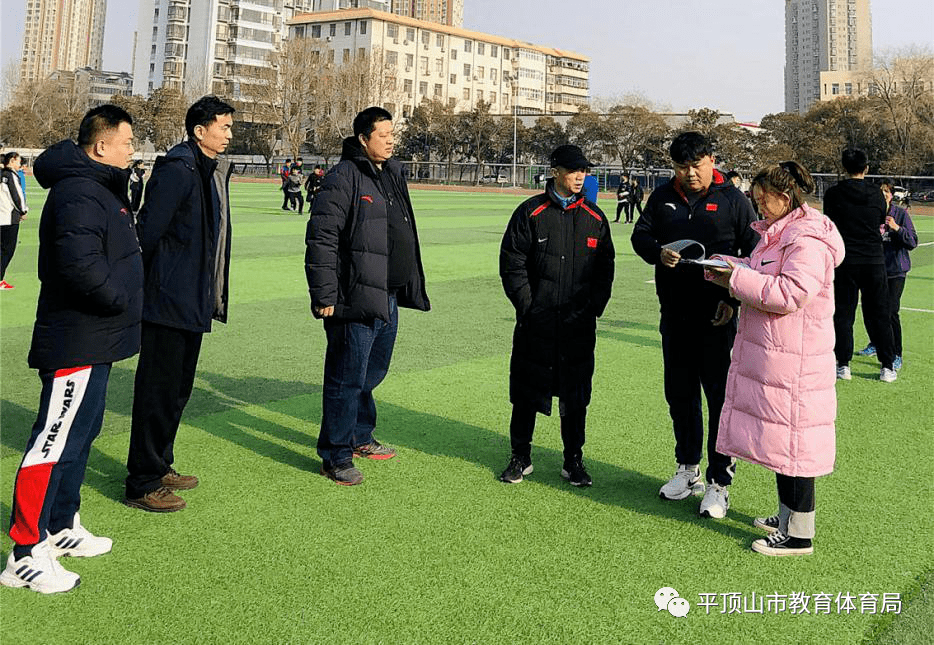 市体育运动学校领导检查冬训情况市水上运动学校领导检查冬训情况市