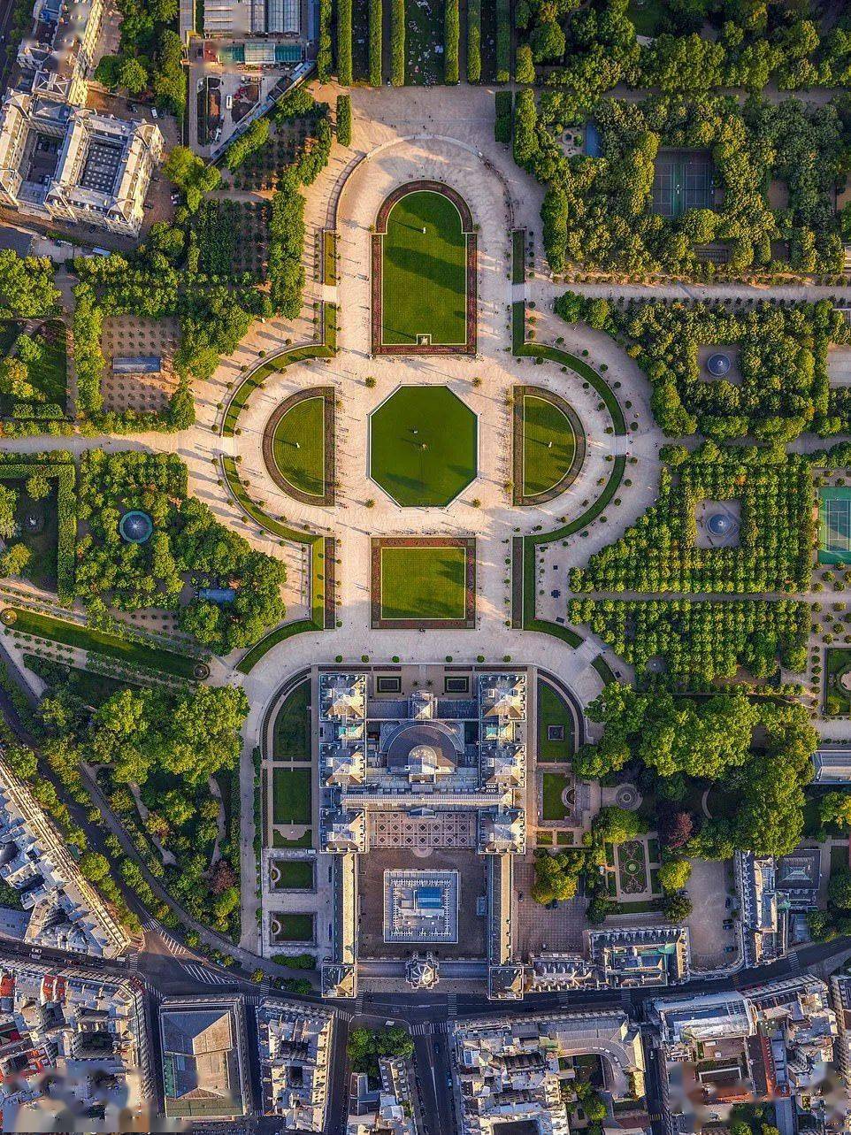 孚日广场    巴黎graphis