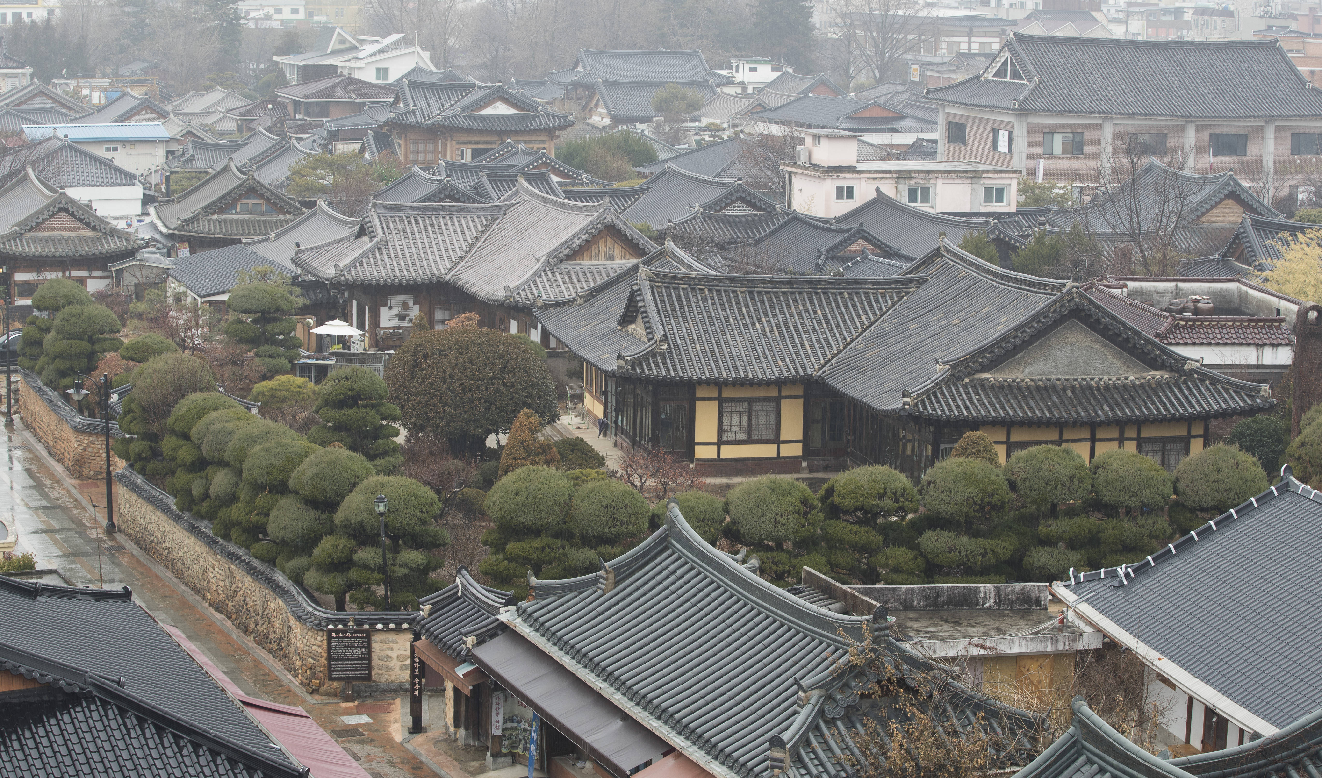 雨中俯瞰韩屋村