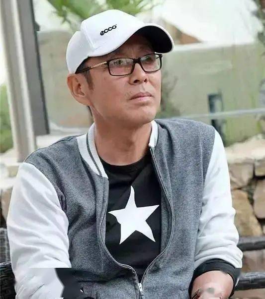 66岁的陈道明"老少恋"?男神一旦漂亮起来,真没女团什么事了