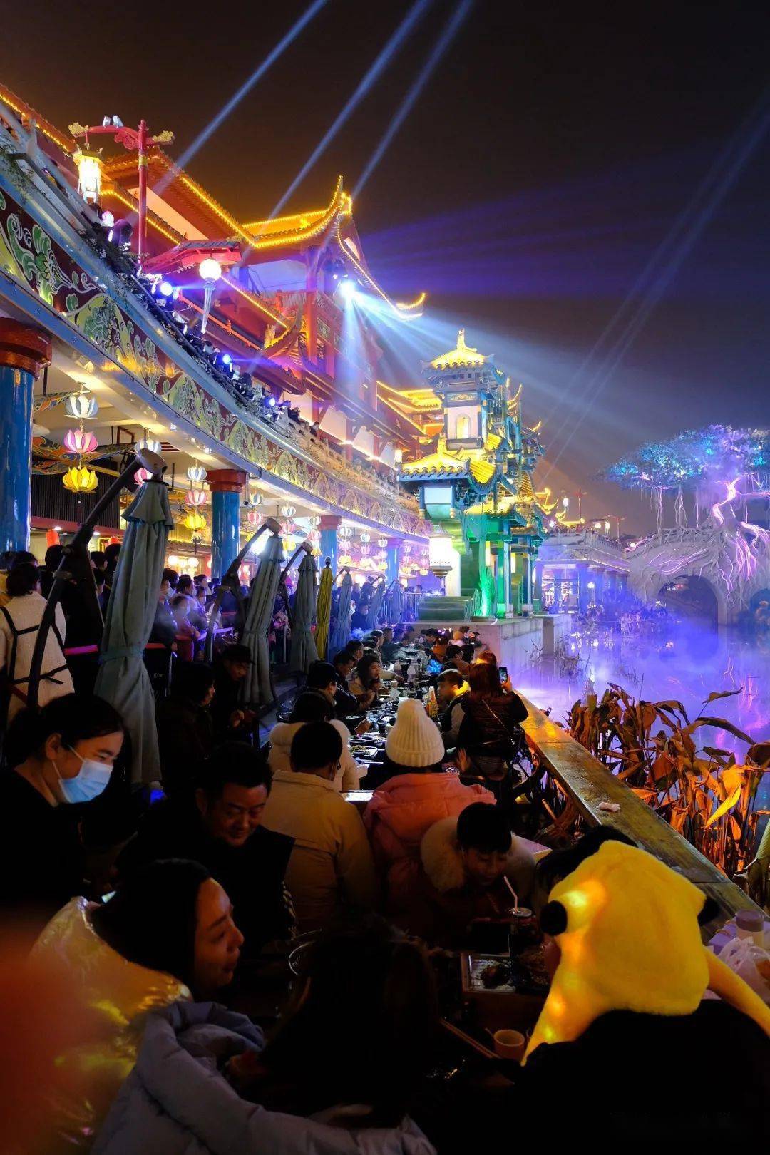 突然爆火的四川版大宋不夜城一秒带你穿越盛世门票0元