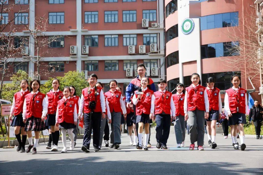 童心向党知行致远黄浦区教育学院附属中山学校少年宫