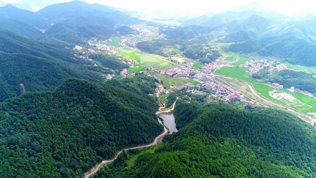 不返乡就地过年留在娄星今年春节这样过