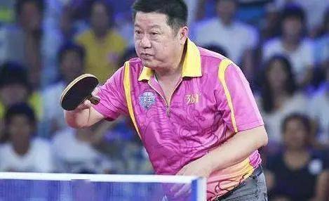如何练习颠球乒乓球 54743c612dda4df3addcebc528cdf4d6.jpeg