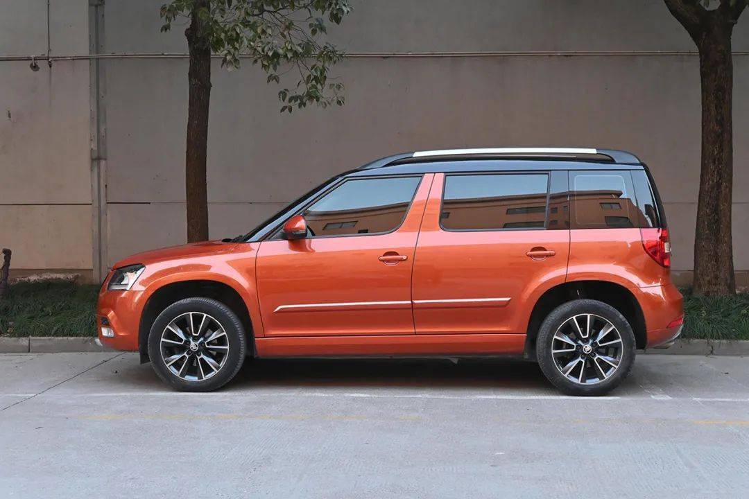 路试笔记黄金动力总成灵活变换使用空间只需75万斯柯达yeti