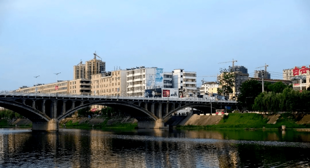 d754ef99bcd742b1b267adf88e62d627.png
