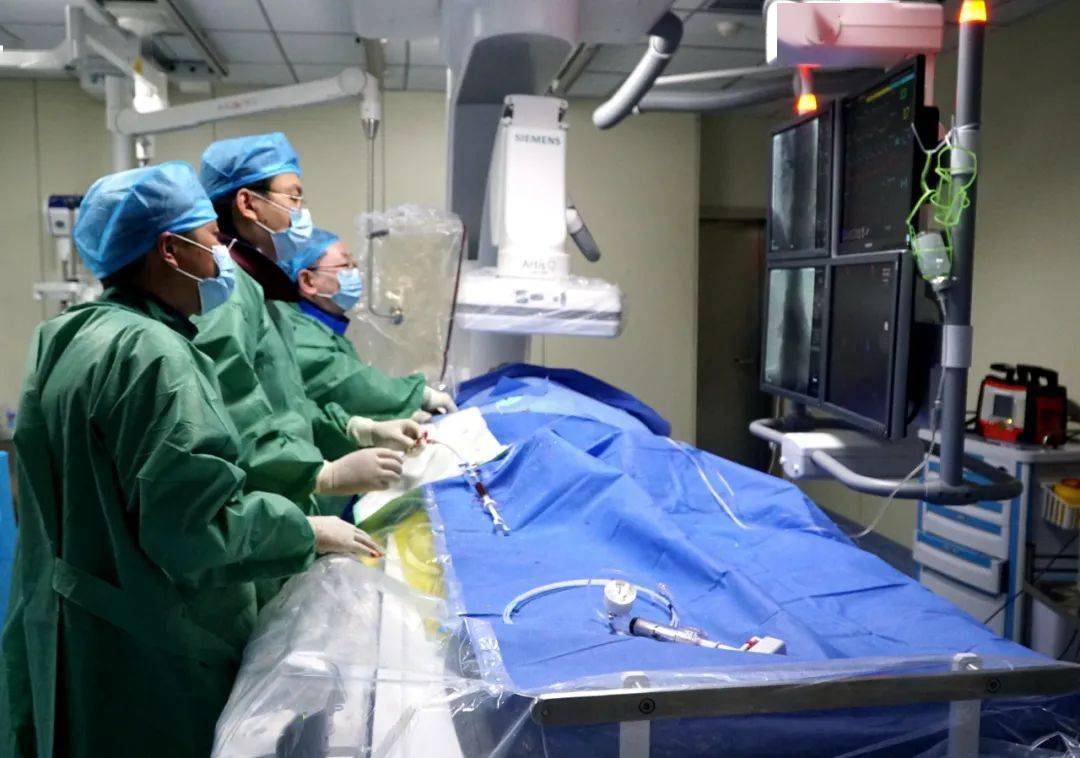 心脏支架手术过程图片