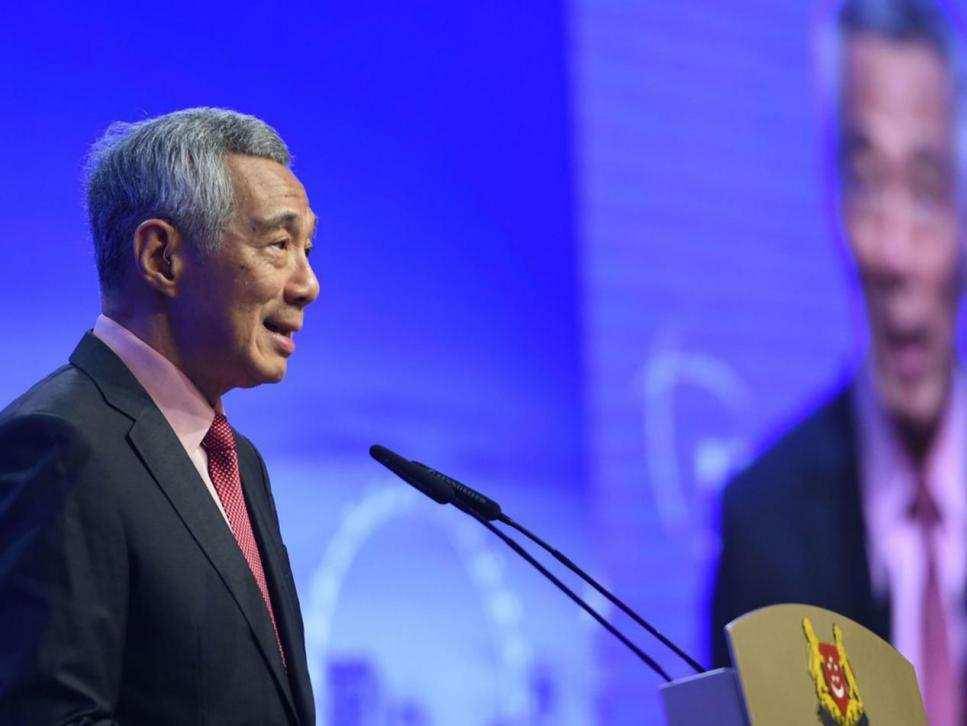 李显龙"劝和中美"有私心,称中国影响力来自更负责任,那看看美国干了