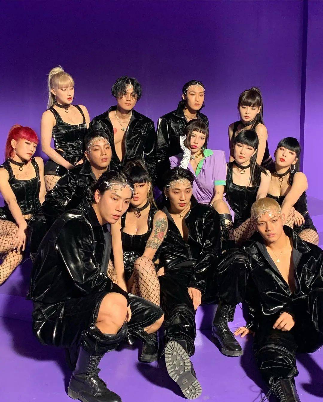 泫雅最新舞台版视频这次还有现场写真很赞