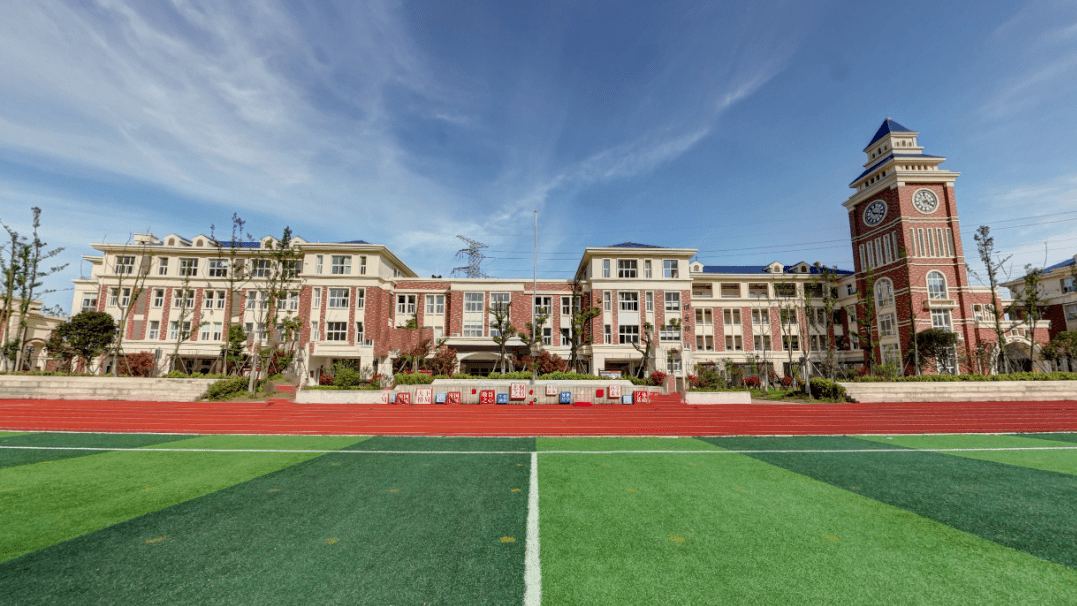 大同瑞致小学实景图中交广场建面约39-60㎡精装平层公寓集办公,投资