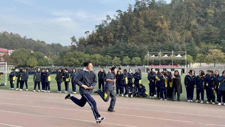 郧阳中学写给学生一封信,看完热血沸腾!