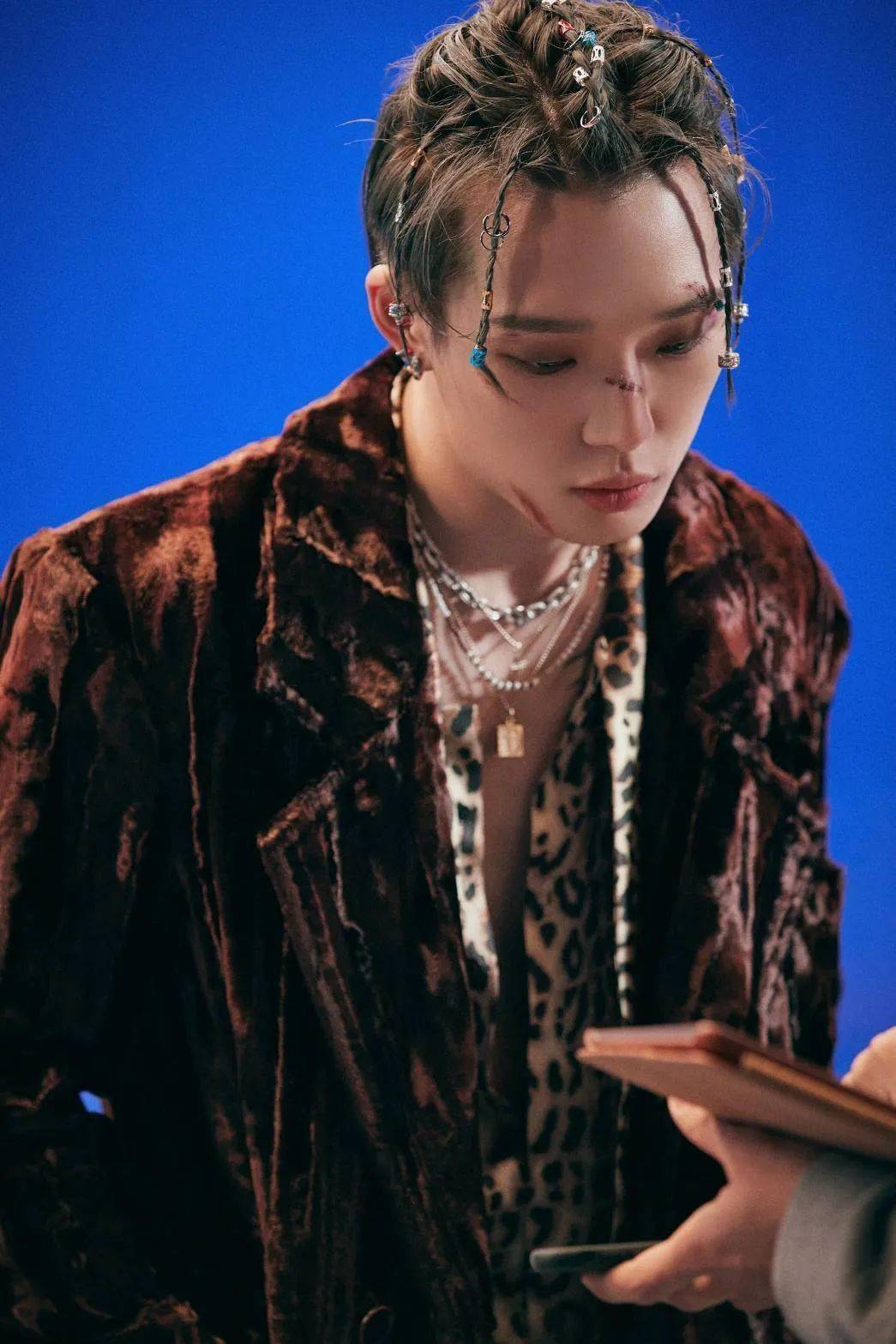 bobbyluckymanhindep1公开专辑准备幕后故事大公开