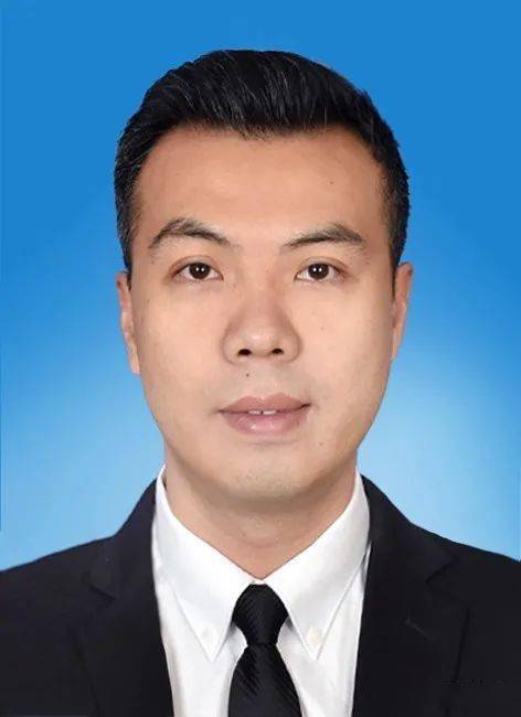 什么叫二级主任科员 d2f7e4e0bac04db09b163550c8ccef08.jpeg