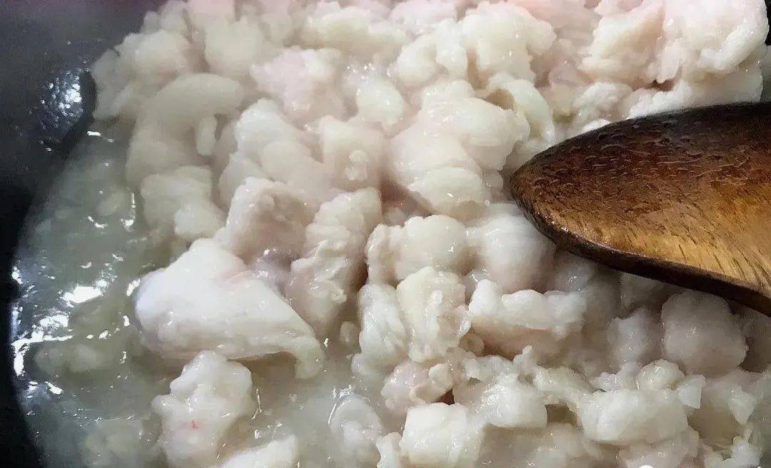 猪油怎么做出来雪白 f114cbfc3926492e9f5401c2582b8040.jpeg