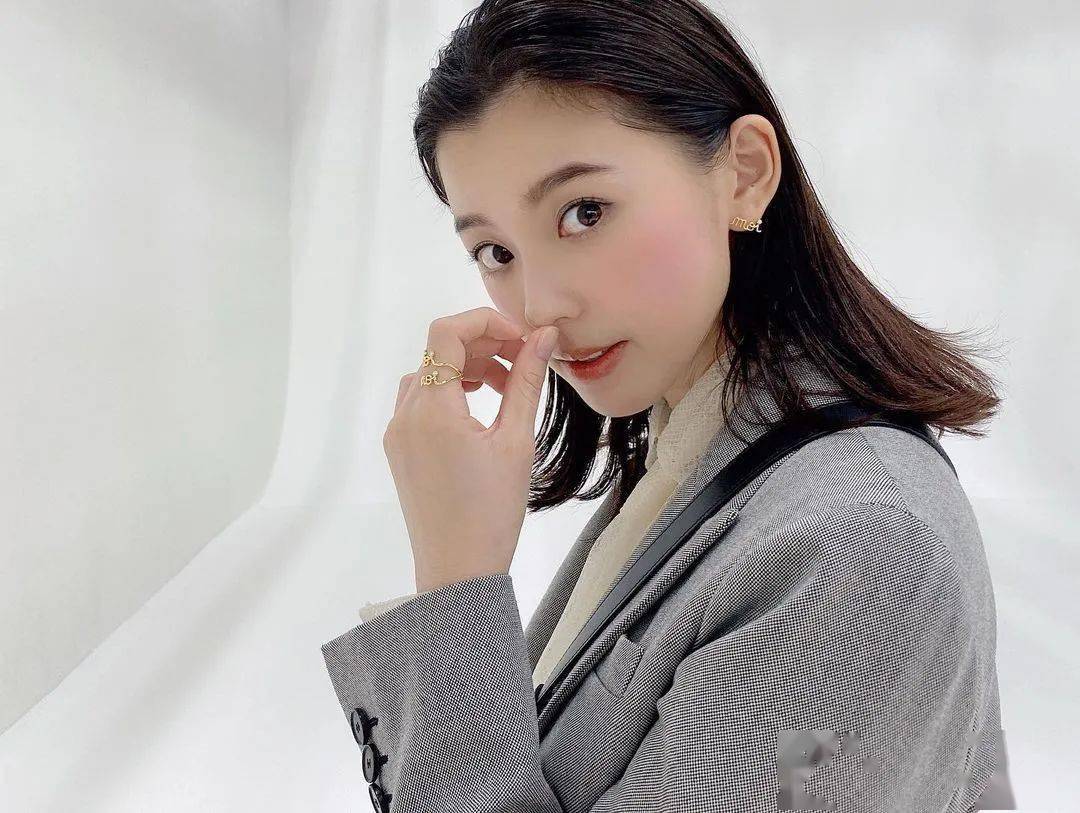 朝比奈彩 态生两靥之愁娇袭一身之病