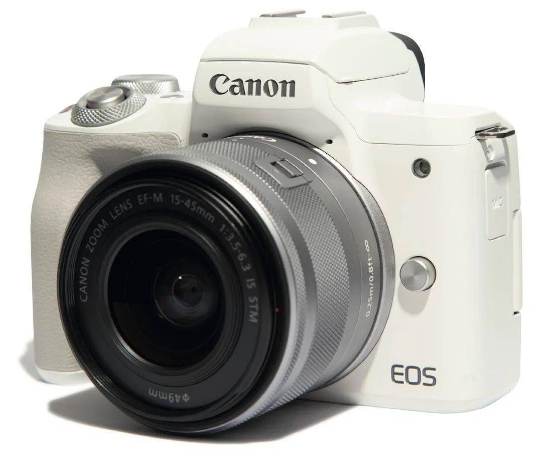 佳能 eos m50 mark ii小巧机能,超强性能「精细图像,完美虚化」采用了