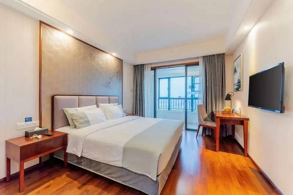 仅需268元带娃出游梦幻百花洲,打卡松山湖华为欧洲小镇,入住松山湖