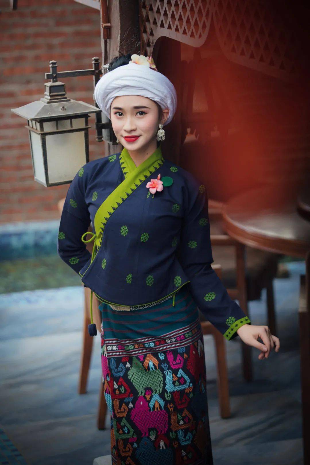 傣族妇女服饰图片