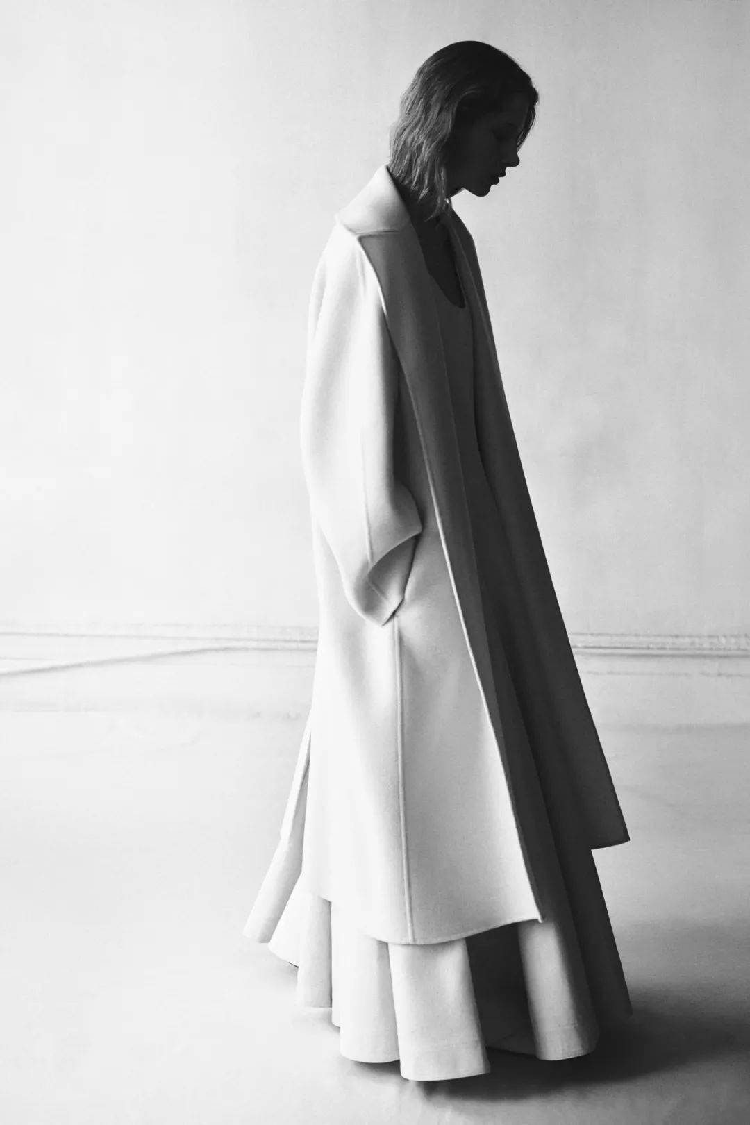 驾驭不了摇滚味的celine还有therow呀要比性冷淡风它还真没输过谁