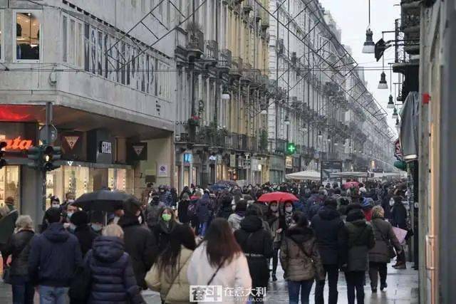 意大利周末各大城市人潮涌动 卫生部长:别玩火_街道
