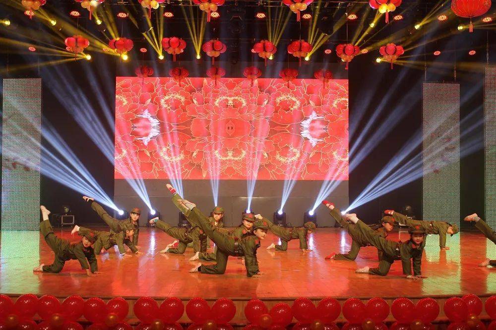a50fe160a9c8477da2f2b86baef16c70.jpeg