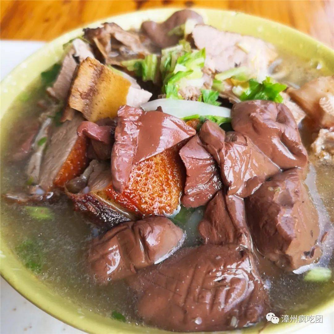 开了30多年的老牌鸭面店好多漳州人都喜欢料足很实在