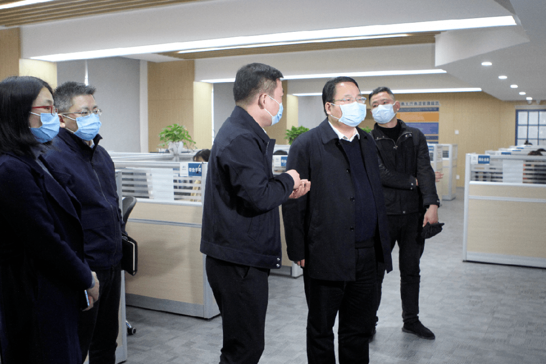 全面提升质效打造重要窗口余杭区区长陈如根调研区长公开电话受理中心