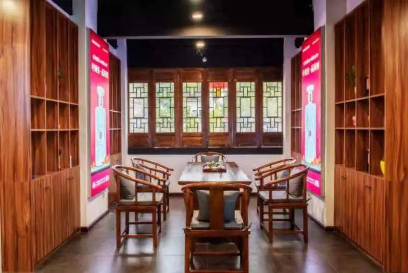 柯岩鲁镇——古越龙山绍兴酒品鉴馆试营业啦 ​~买酒品酒好去处!_景