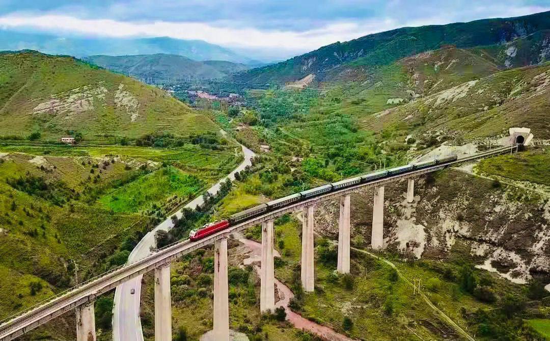 918关注山海情里说的铁路线到底是哪一条