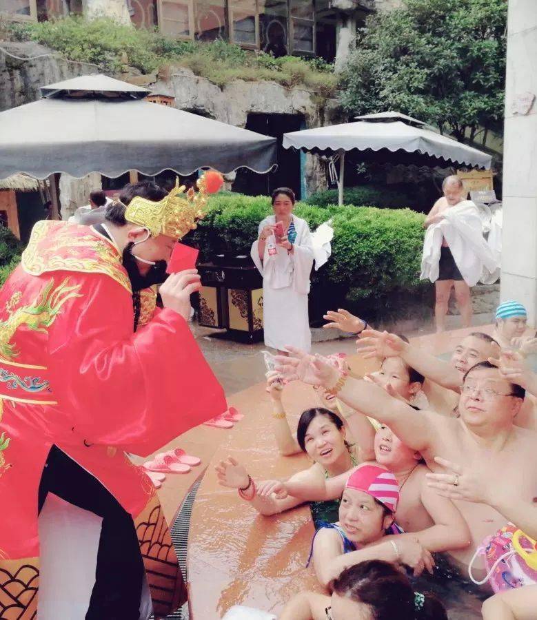 财神爷猜成语红包版_财神爷手机壁纸(2)